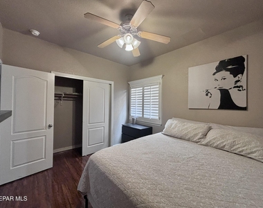 3640 Tierra Calida Drive - Photo Thumbnail 8