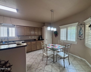 3640 Tierra Calida Drive - Photo Thumbnail 4