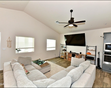 11182 Blazing Star Place - Photo Thumbnail 9