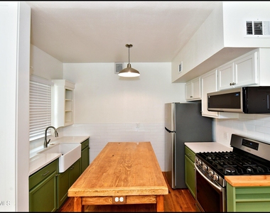 2906 Wheeling Avenue - Photo Thumbnail 12