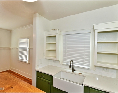 2906 Wheeling Avenue - Photo Thumbnail 18