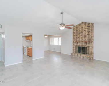 11052 Middledale Street - Photo Thumbnail 11