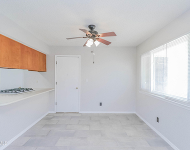 11052 Middledale Street - Photo Thumbnail 14