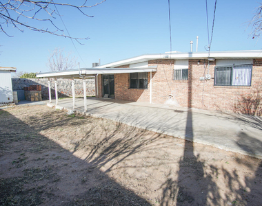 10109 Milan Street - Photo Thumbnail 25