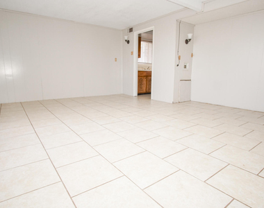 10109 Milan Street - Photo Thumbnail 11