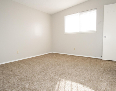 10109 Milan Street - Photo Thumbnail 18
