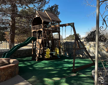1633 Charles Owens Drive E - Photo Thumbnail 28