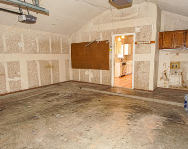 4553 Gen Maloney Circle - Photo Thumbnail 20