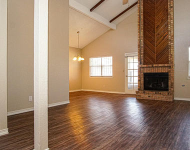 4553 Gen Maloney Circle - Photo Thumbnail 2