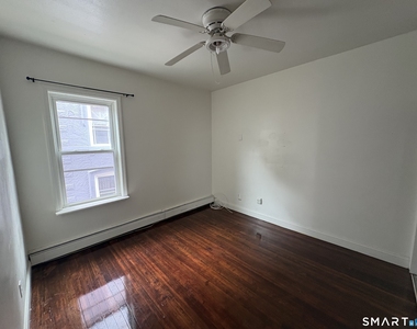 8 Erwin Place - Photo Thumbnail 19