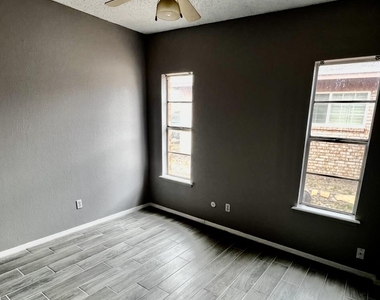 1618 Dale Douglas Drive - Photo Thumbnail 19