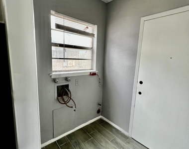 1618 Dale Douglas Drive - Photo Thumbnail 24
