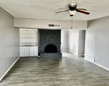 1618 Dale Douglas Drive - Photo Thumbnail 4