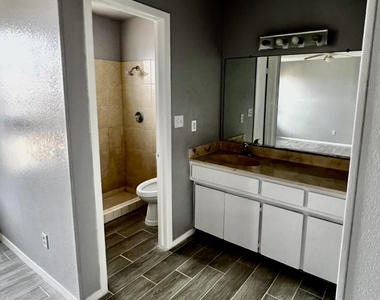 1618 Dale Douglas Drive - Photo Thumbnail 22