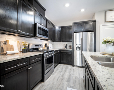 3420 Gary Brewster Place - Photo Thumbnail 7