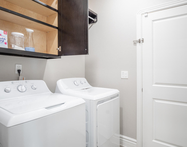 3420 Gary Brewster Place - Photo Thumbnail 20