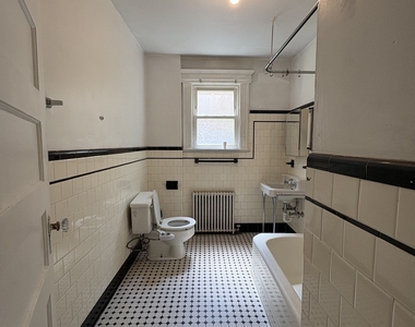 196 Norton Street - Photo Thumbnail 3