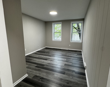 45-51 Cowles Street - Photo Thumbnail 7