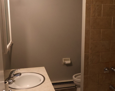 353 Scott Road - Photo Thumbnail 7