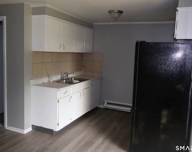 353 Scott Road - Photo Thumbnail 8