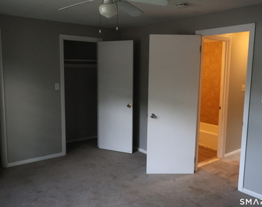 353 Scott Road - Photo Thumbnail 6
