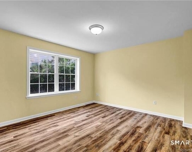 220 Alder Street - Photo Thumbnail 2