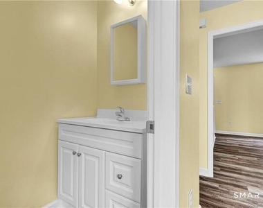 220 Alder Street - Photo Thumbnail 12