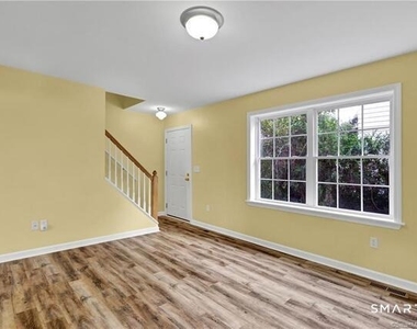 220 Alder Street - Photo Thumbnail 1