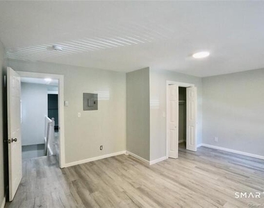 389 Orchard Street - Photo Thumbnail 15