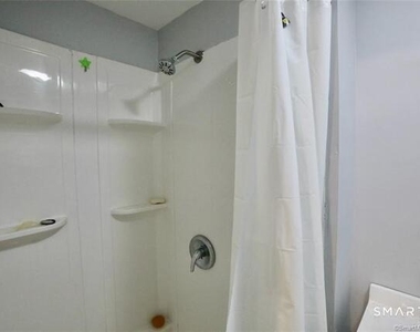 389 Orchard Street - Photo Thumbnail 11