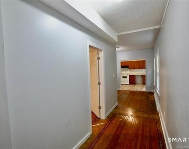 389 Orchard Street - Photo Thumbnail 2
