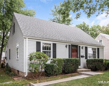 18 Whiteside Street - Photo Thumbnail 1