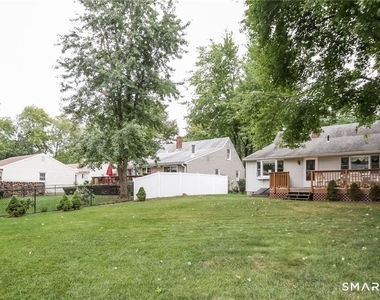 18 Whiteside Street - Photo Thumbnail 5
