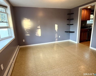 18 Whiteside Street - Photo Thumbnail 16