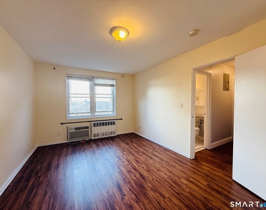 39 Glenbrook Road - Photo Thumbnail 9