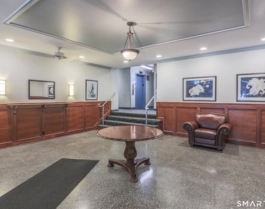39 Glenbrook Road - Photo Thumbnail 1