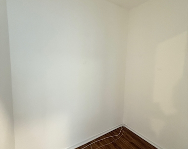 39 Glenbrook Road - Photo Thumbnail 13