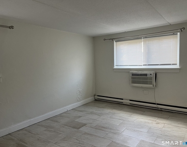 126 Triangle Street - Photo Thumbnail 10