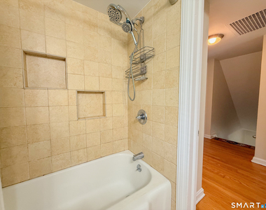 1657 Farmington Avenue - Photo Thumbnail 4