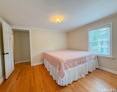 1657 Farmington Avenue - Photo Thumbnail 10