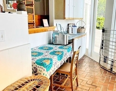 24 Nauyaug Point Road - Photo Thumbnail 11
