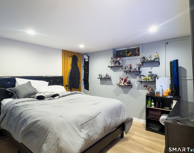 90 Seymour Street - Photo Thumbnail 19