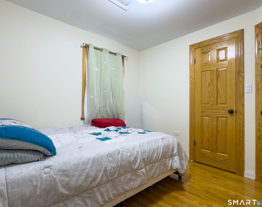 90 Seymour Street - Photo Thumbnail 12