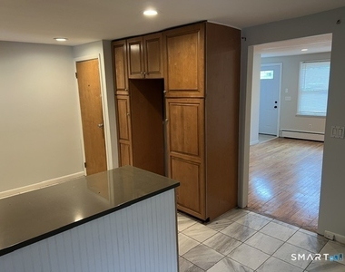 16 Harriet Street - Photo Thumbnail 6