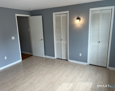 16 Harriet Street - Photo Thumbnail 11