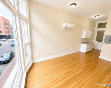 105 Bank Street - Photo Thumbnail 1