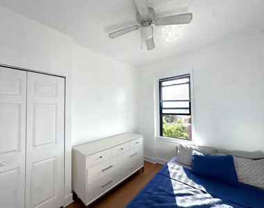 21-37 33rd Street - Photo Thumbnail 7