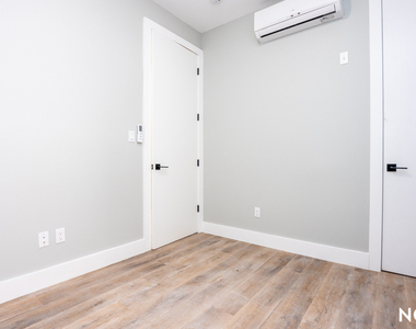 1365 St Johns Pl - Photo Thumbnail 11