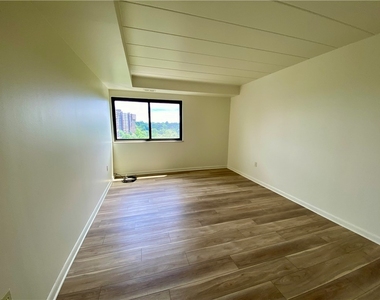 53 Academy Avenue - Photo Thumbnail 15