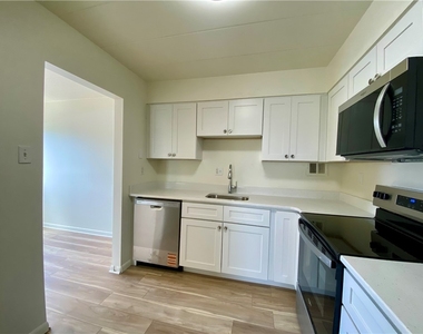 53 Academy Avenue - Photo Thumbnail 14